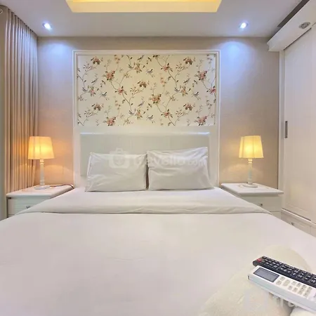 Well Furnished Studio Room At Grand Asia Afrika Apartment By Travelio